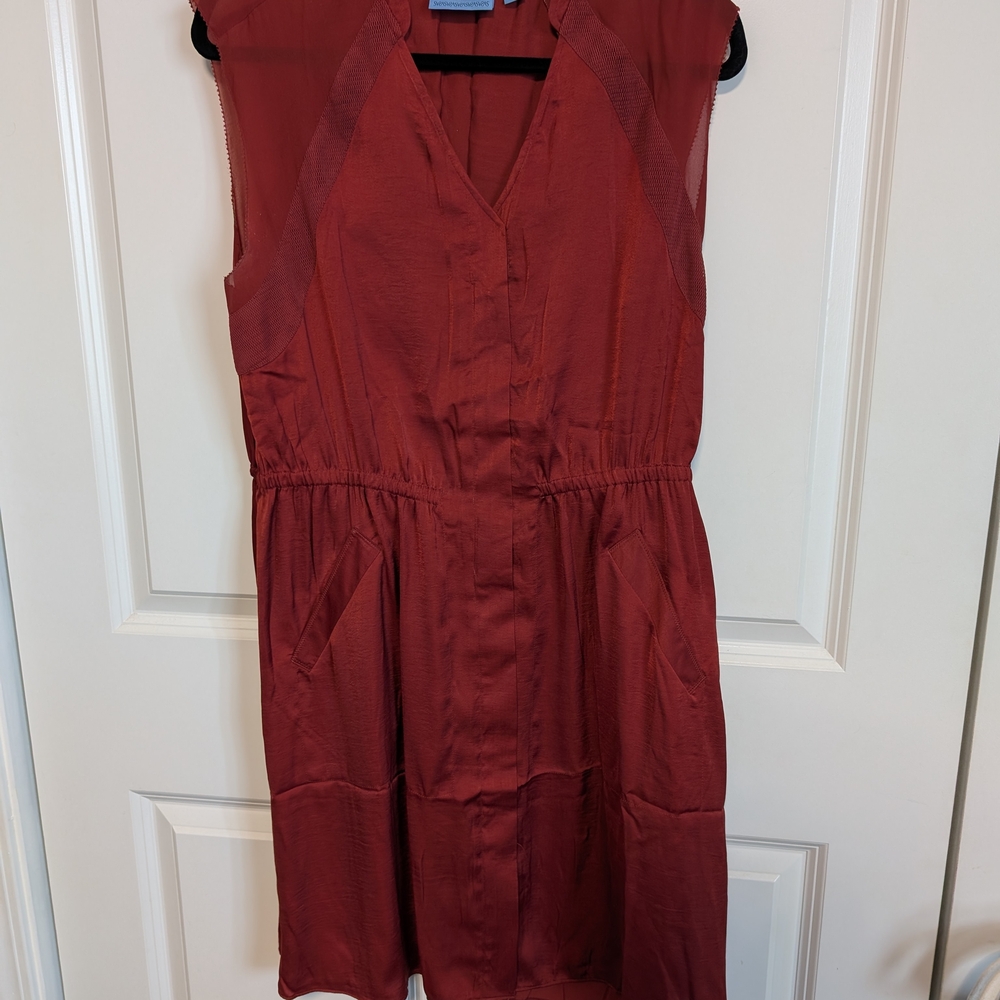 Elegant Red Sleeveless Dress